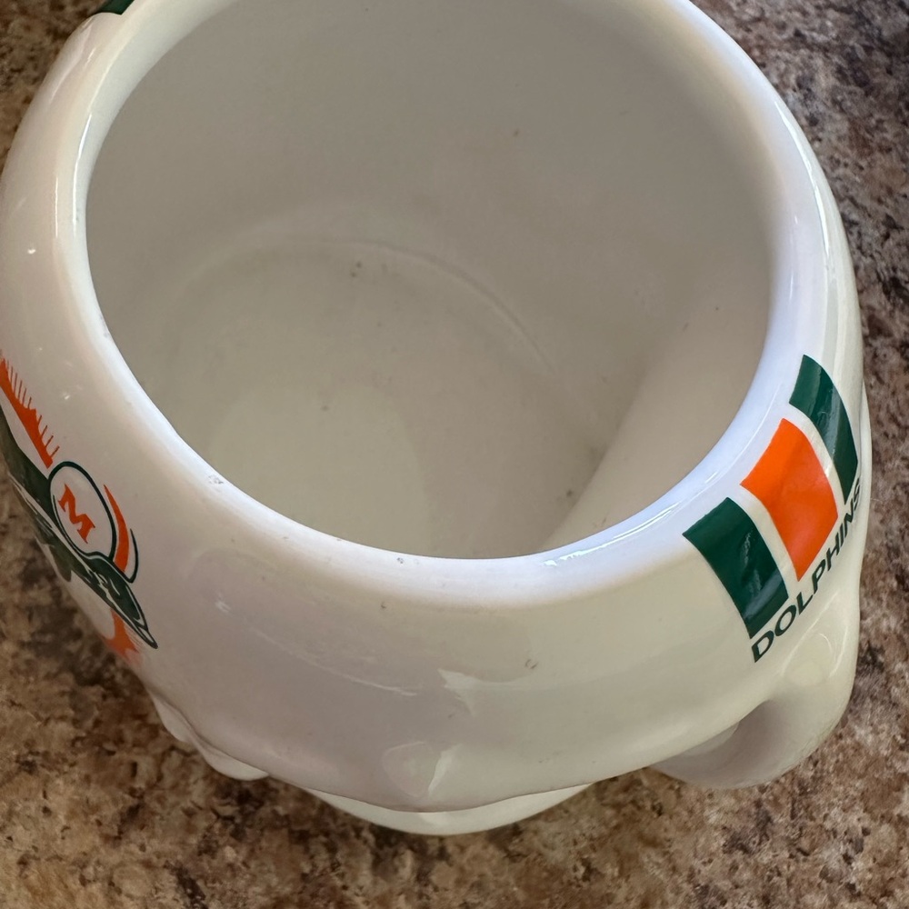 Vintage 1986 Miami Dolphins Football Helmet Mug w/2 Miami Dolphin drink glasses - Picture 2 of 6